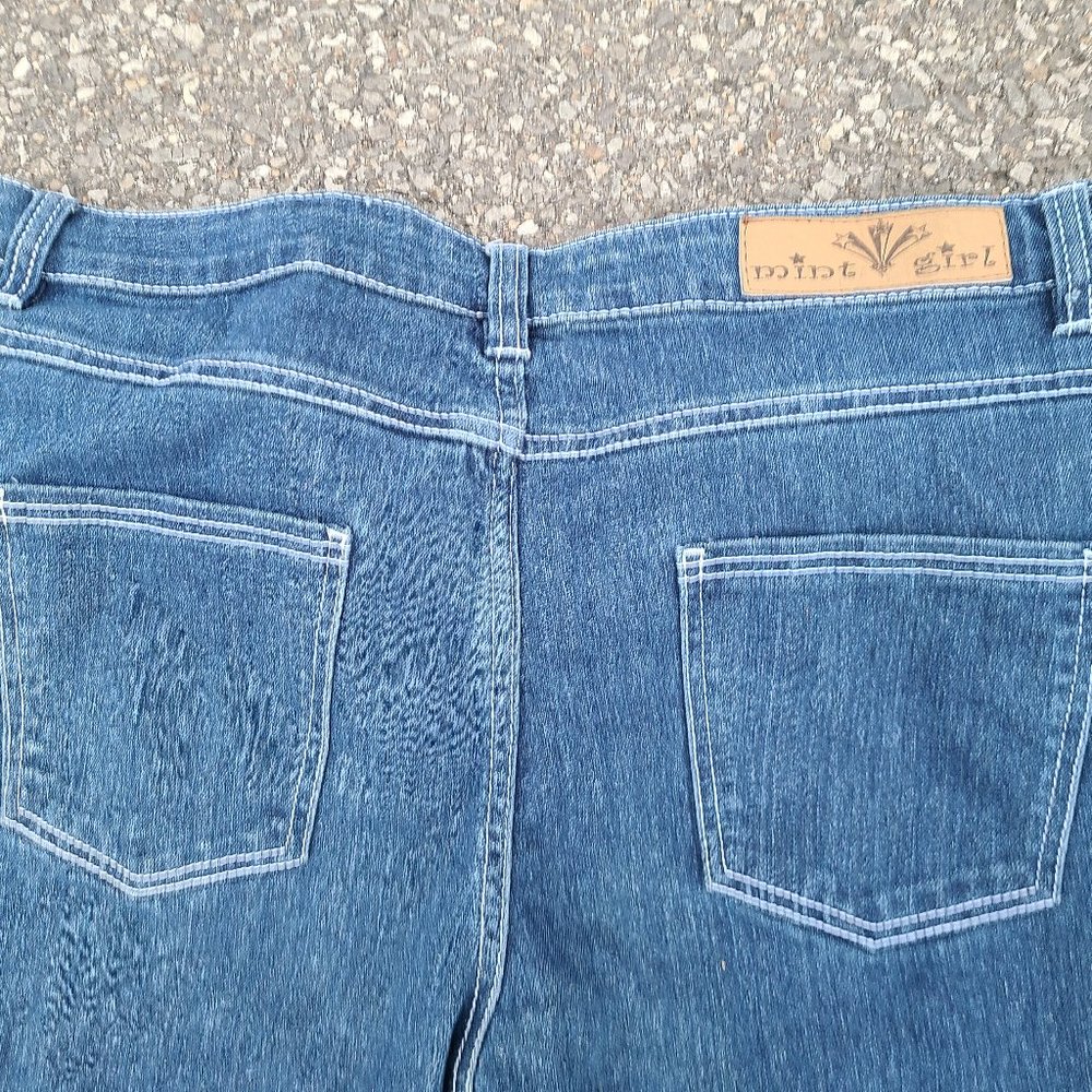 Mint Girl women's size 32 x 27 blue jeans womens